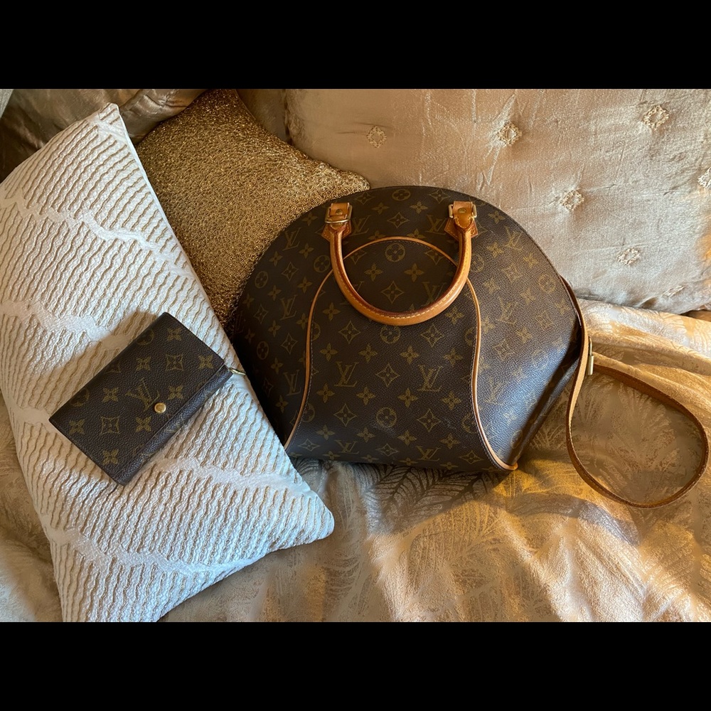 Louis Vuitton Eclipse Lg bag w/ matching wallet